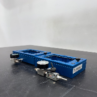 Whatman UNIVAC 3 Multi-Well Plate Vacuum Manifold image 1